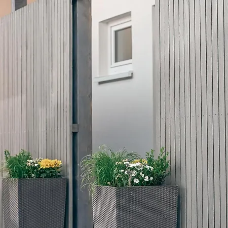 乐博斯蒂隆酒店