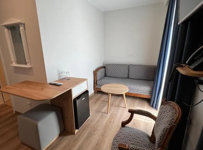 乐博斯蒂隆酒店 酒店 埃希特纳赫