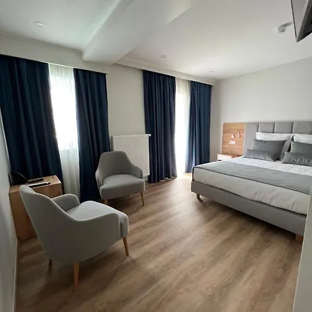 Hotel Le Postillon 3*