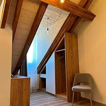 Le Postillon Отель
